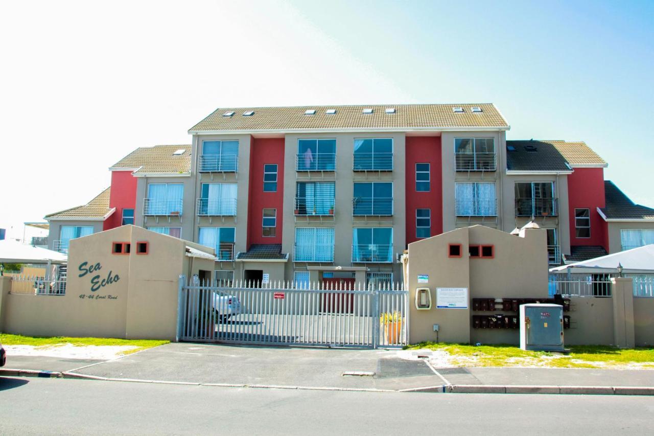Caline Vip Apartments, Beach Close Bloubergstrand Exteriör bild
