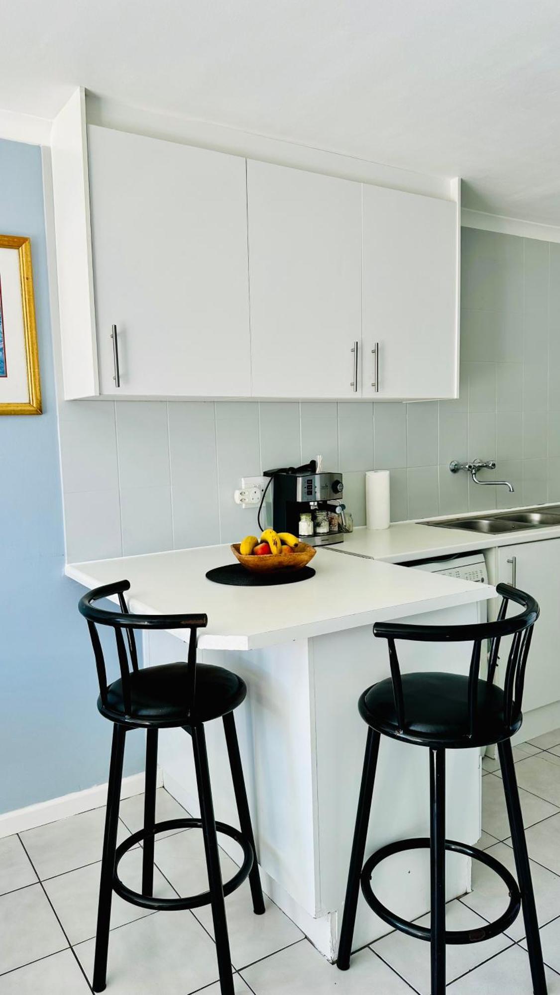 Caline Vip Apartments, Beach Close Bloubergstrand Exteriör bild
