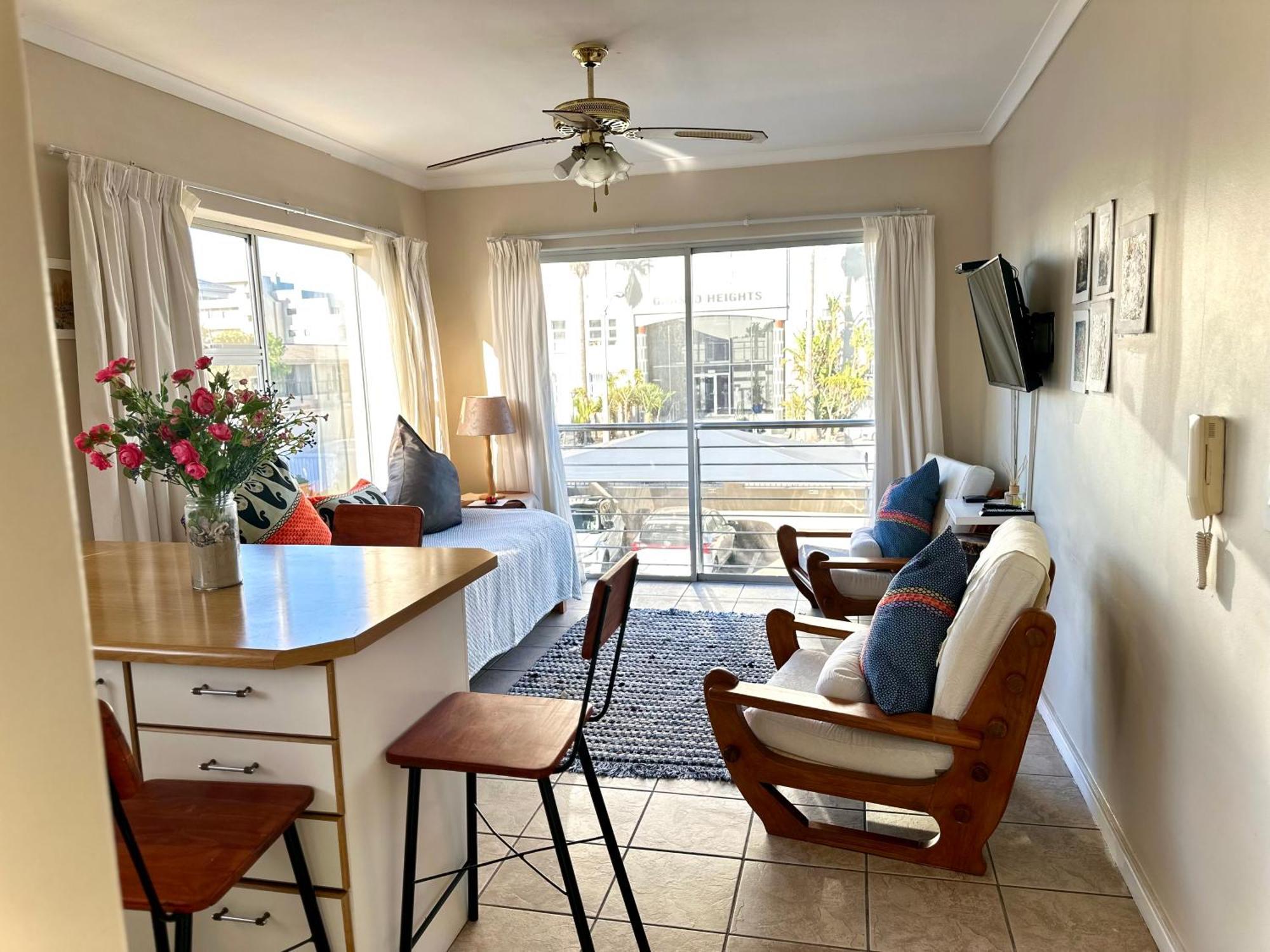 Caline Vip Apartments, Beach Close Bloubergstrand Exteriör bild