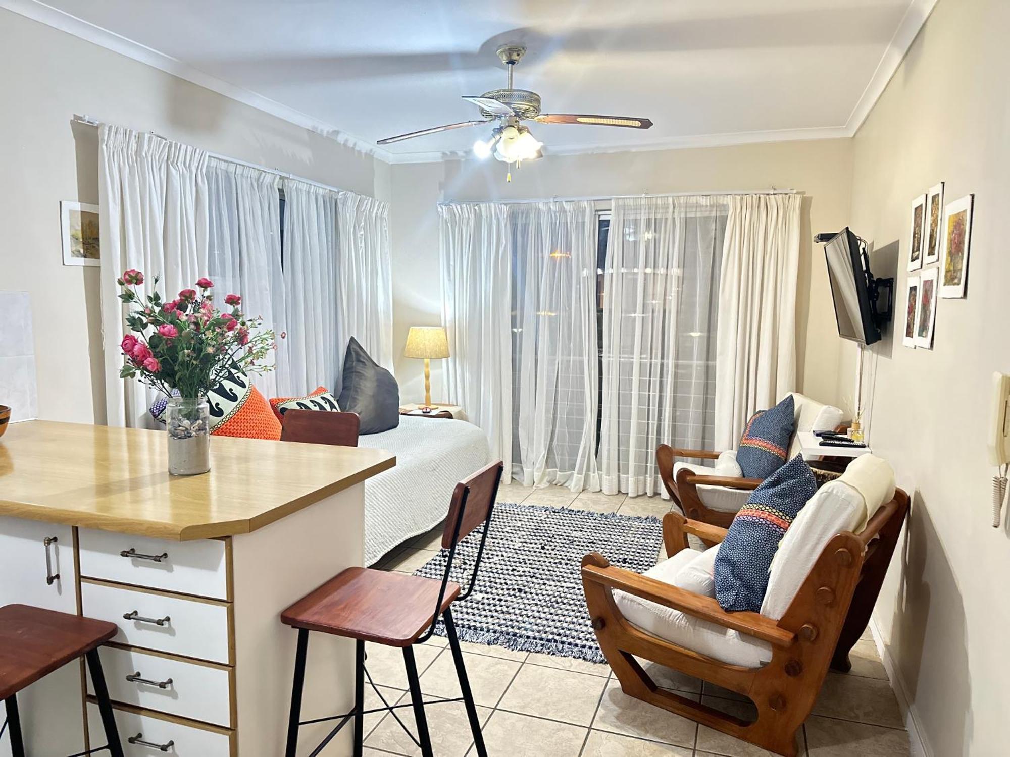 Caline Vip Apartments, Beach Close Bloubergstrand Rum bild