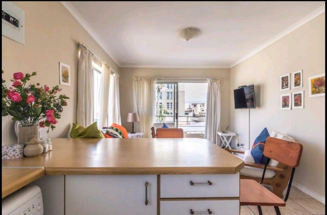 Caline Vip Apartments, Beach Close Bloubergstrand Exteriör bild